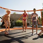 Mobil 32m² Avec Terrasse, 3 Pour 6 Personnes - Api-1-52-713