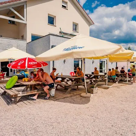 Mobil 32m² Avec Terrasse, 3 Pour 6 Personnes - Api-1-52-713 Campeggio *