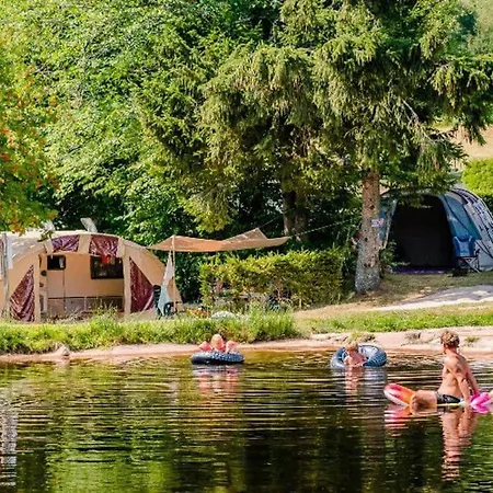 Campeggio Mobil 32m² Avec Terrasse, 3 Pour 6 Personnes - Api-1-52-713 Barbey-Seroux