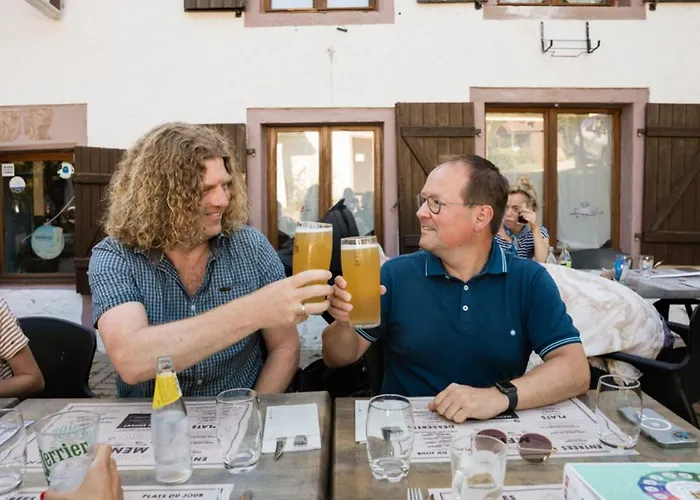 Kamp alanı Mobil 32m² Avec Terrasse, 3 Pour 6 Personnes - Api-1-52-713